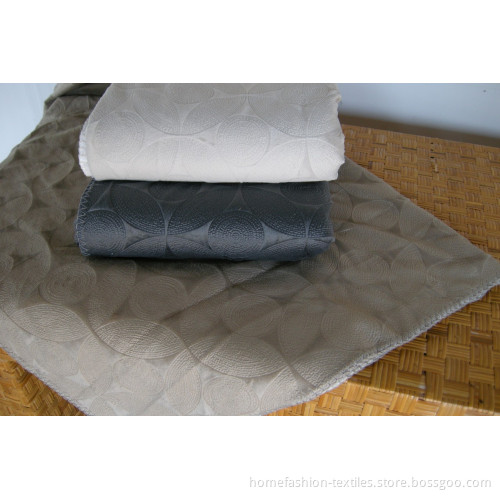 Hf22428 Embossed Micro Plush Blanket/Throw